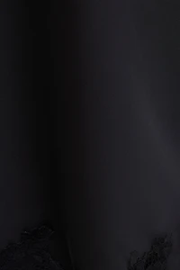 Jupe midi en satin et dentelle