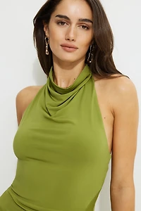 Minirobe sculptante et drapée