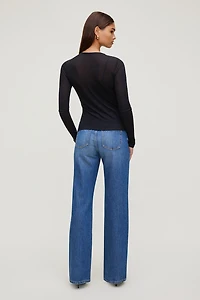 Camisole superposée d'un haut à manches longues diaphane