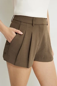 Short volumineux et fluide