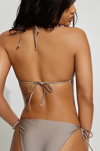Haut de bikini triangle avec anneaux