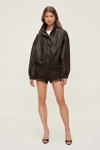 Short en satin et dentelle