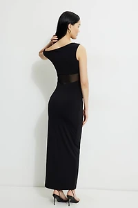 Robe maxi diaphane sculptante