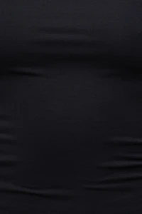 Haut à manches longues et épaules dégagées