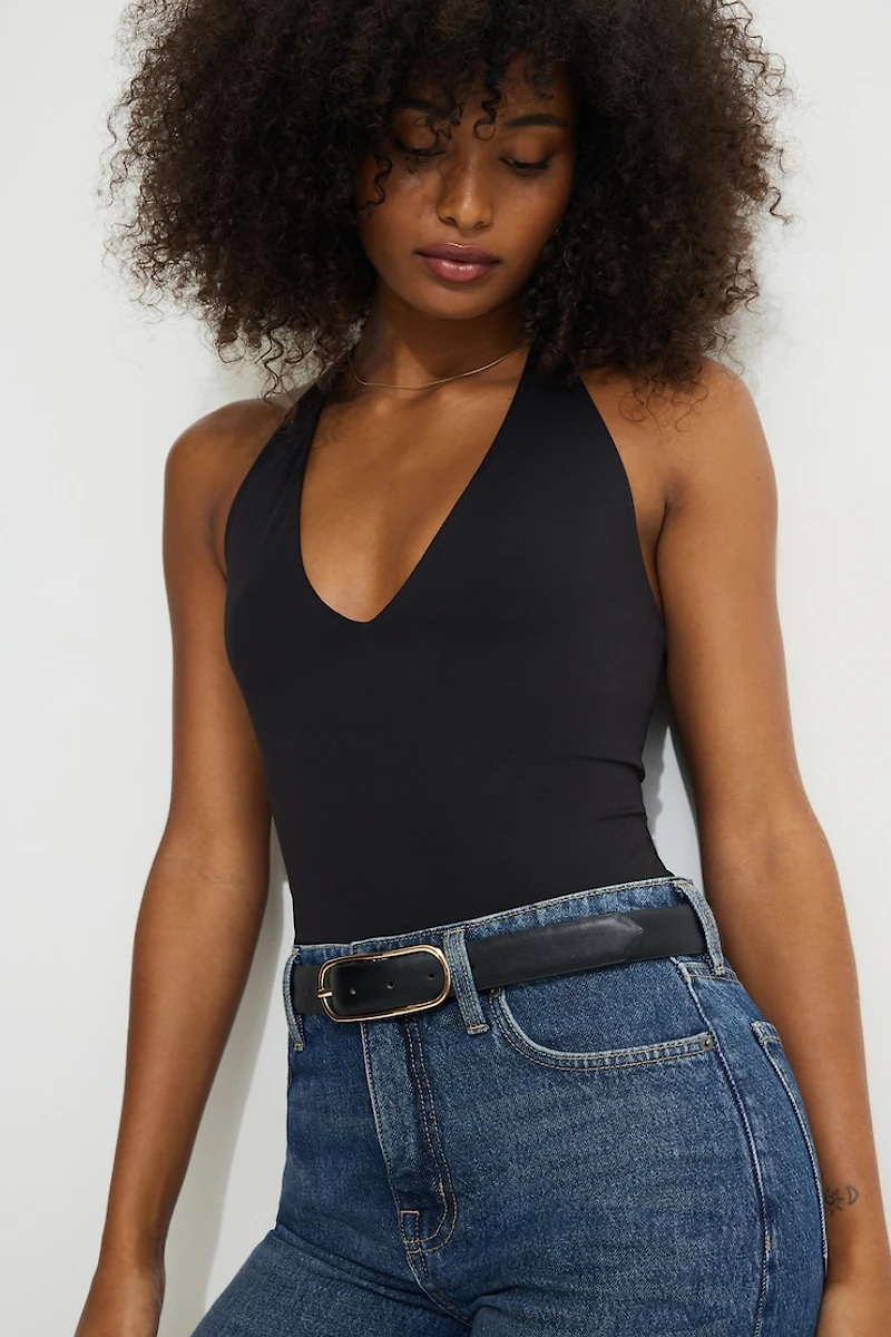 Oval Slim Faux Leather Belt