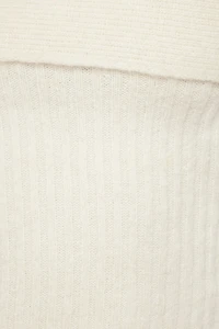 Heavenlyarn™ Laura Off Shoulder Sweater