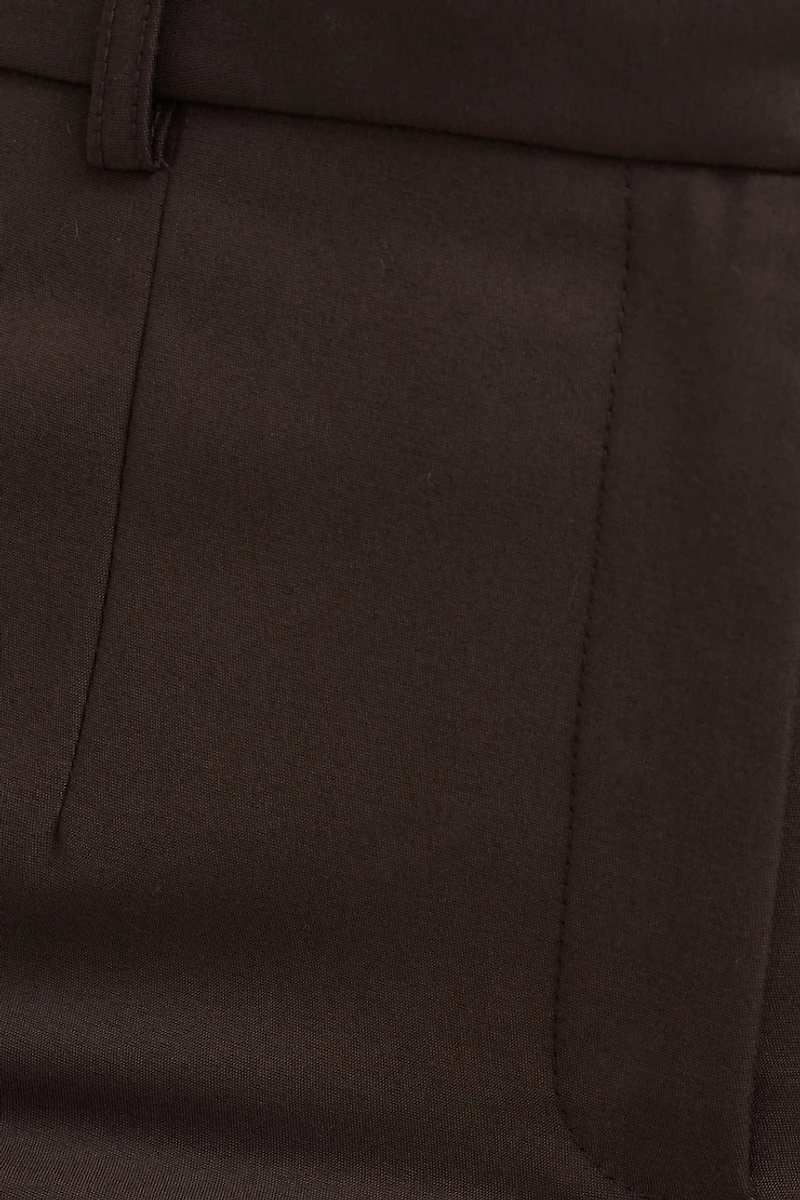 Pantalon à jambe ajustée taille haute