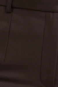 Pantalon à jambe ajustée taille haute