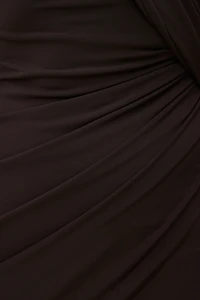 Minirobe drapée sculptant structurée