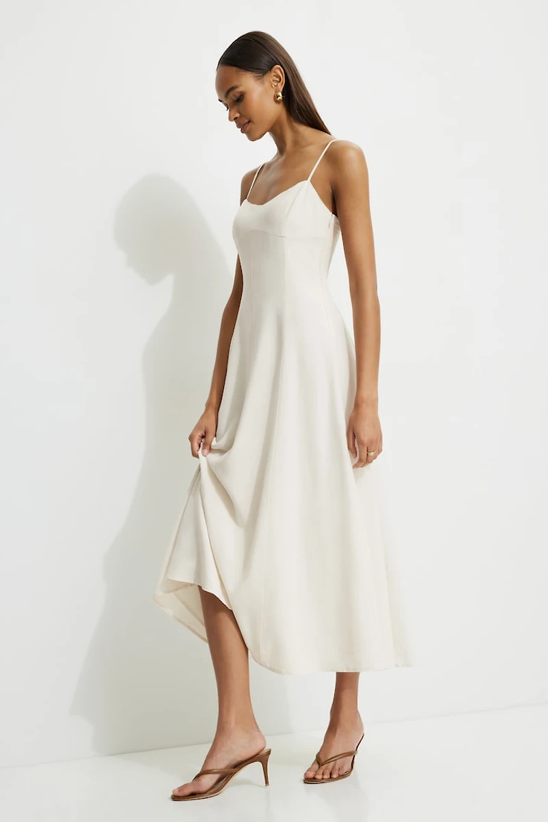 Belle Sweetheart Maxi Dress