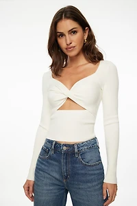 Chandail torsadé avec entaille