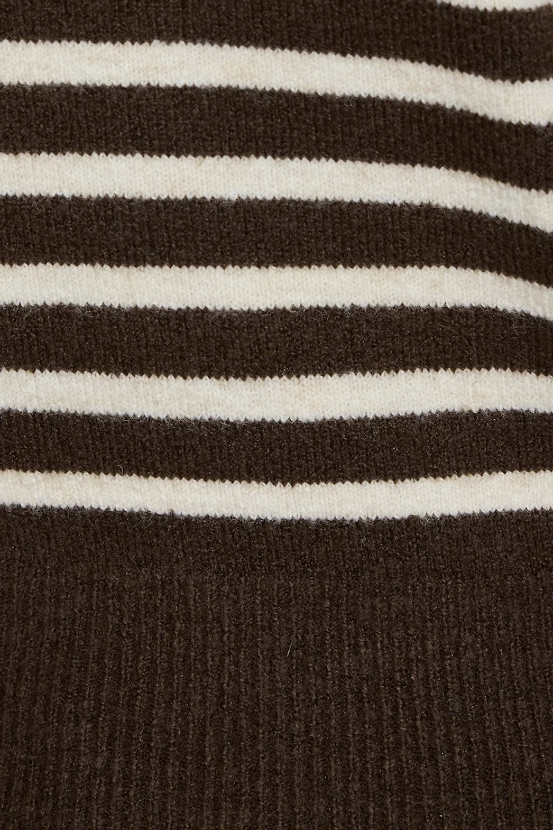 Long Sleeve Spongy Henley Sweater