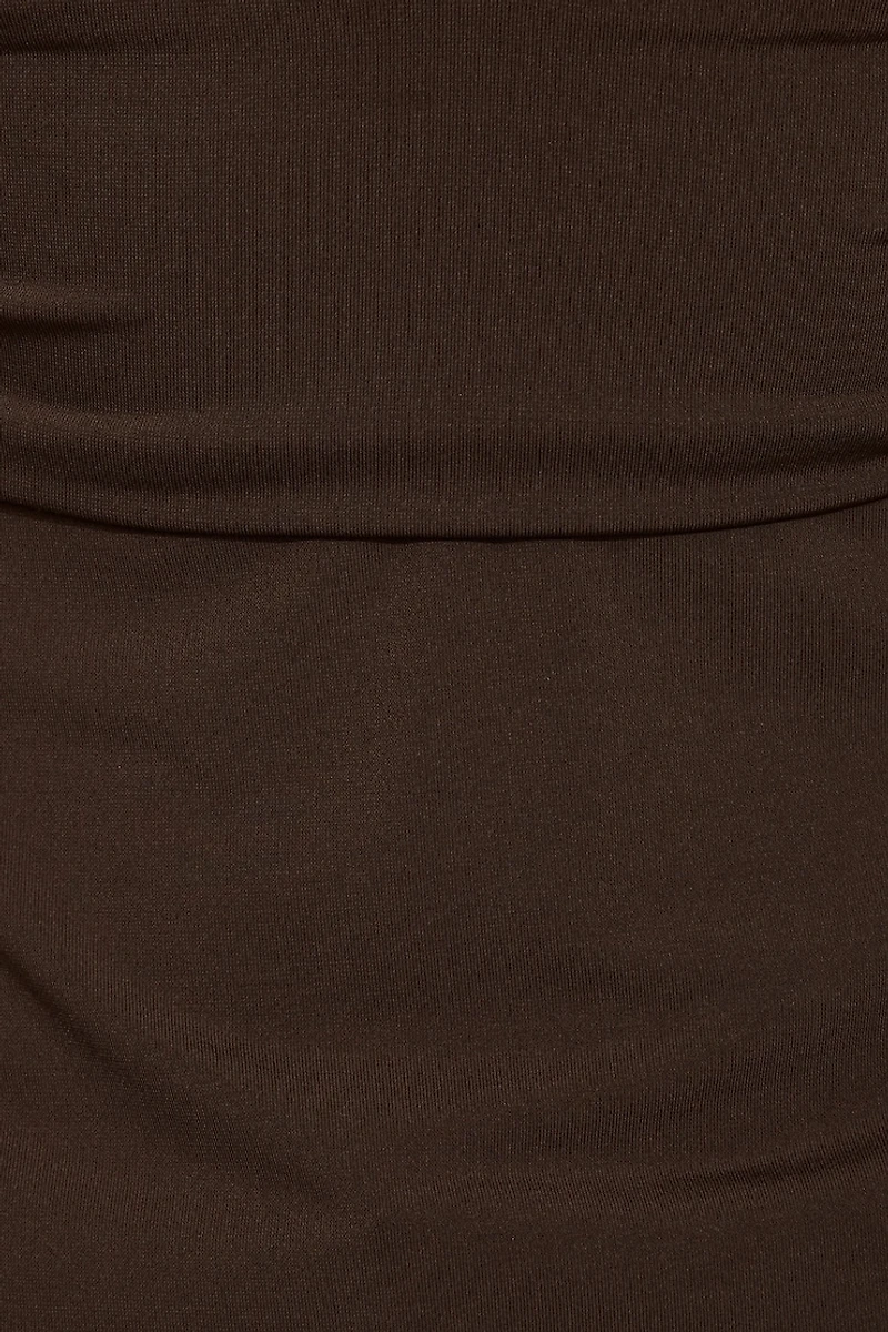 Haut style mouchoir à col licou plongeant