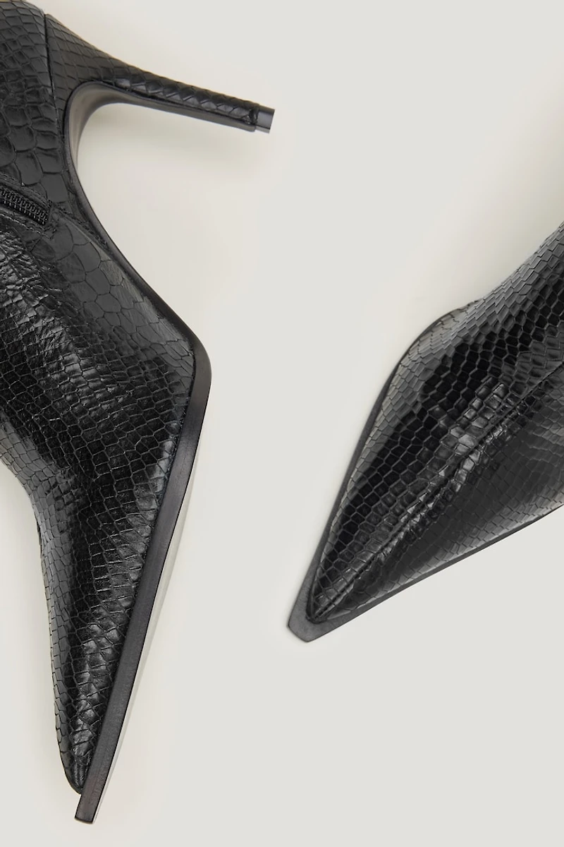 SCHUTZ | Mary Ankle Boots