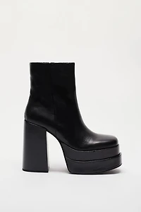 STEVE MADDEN - Cobra Platform Boot