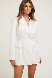Minirobe une pièce style veston Chrishelle