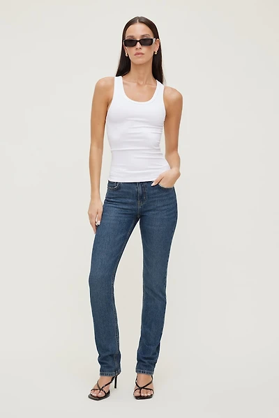 Jean ajusté à coupe cigarette et taille mi-haute