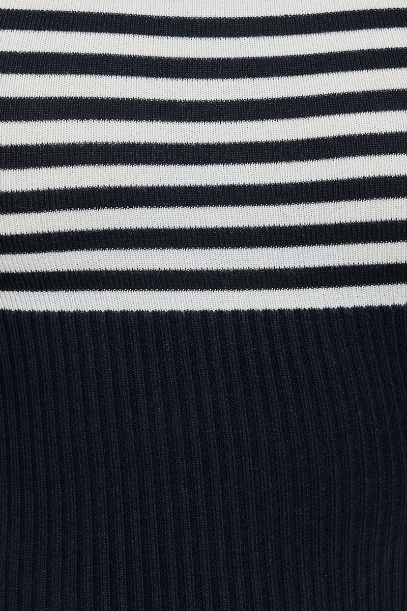 Short Sleeve Boat Neck Top