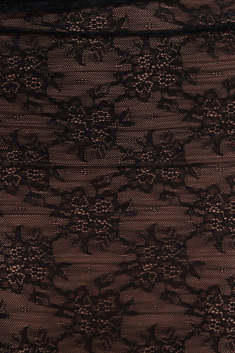 Robe maxi à col en cœur dentelle