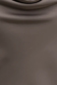 Blouse en satin à col licou châle Camila