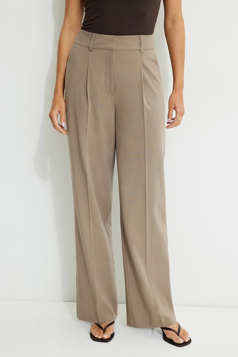 Sofia Pleated Straight Leg Pants