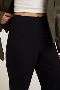 Pantalon épuré à jambe large