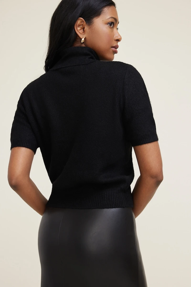 Col roulé à manches courtes Lora