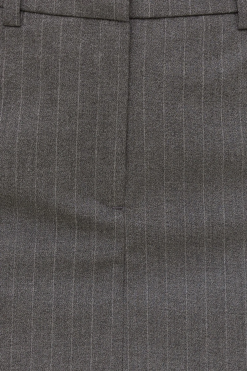 Minijupe-short à fines rayures Josefine