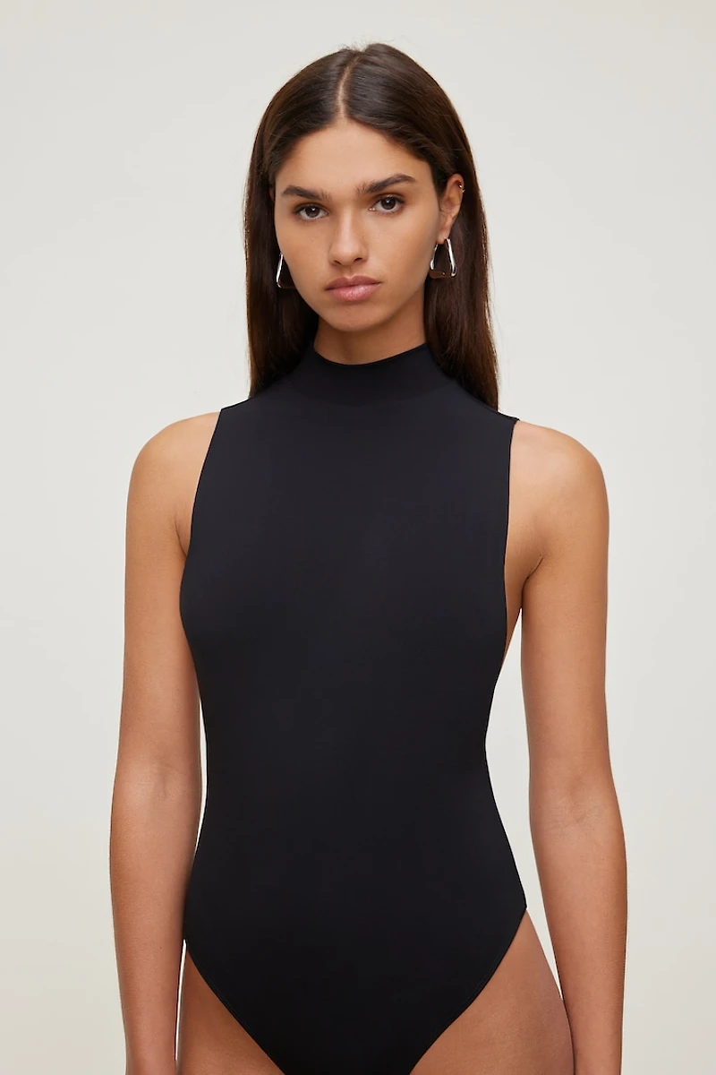 Justaucorps sculptant à col montant sans manches