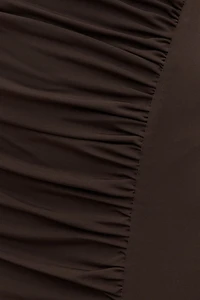 Robe maxi sculptante froncée