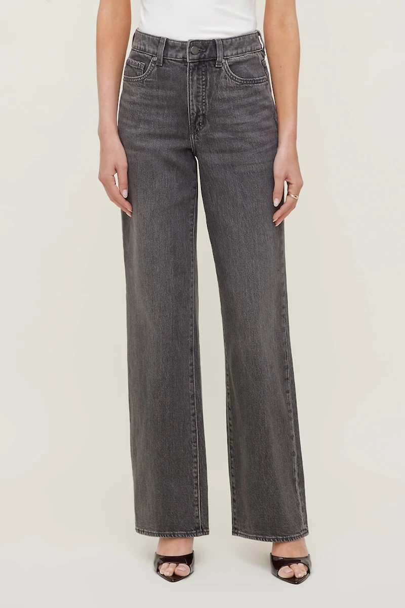 Jean Heidi à taille haute et jambe large