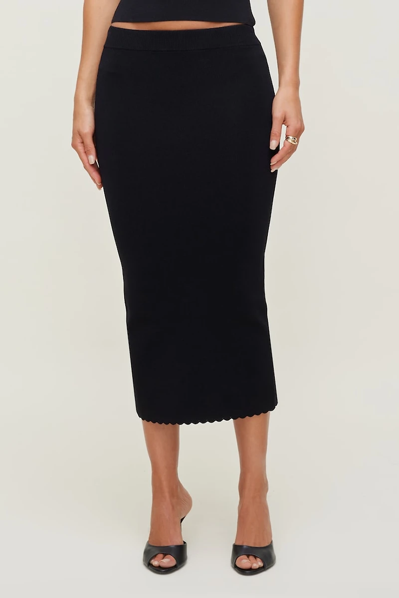 Scallop Trim Maxi Skirt