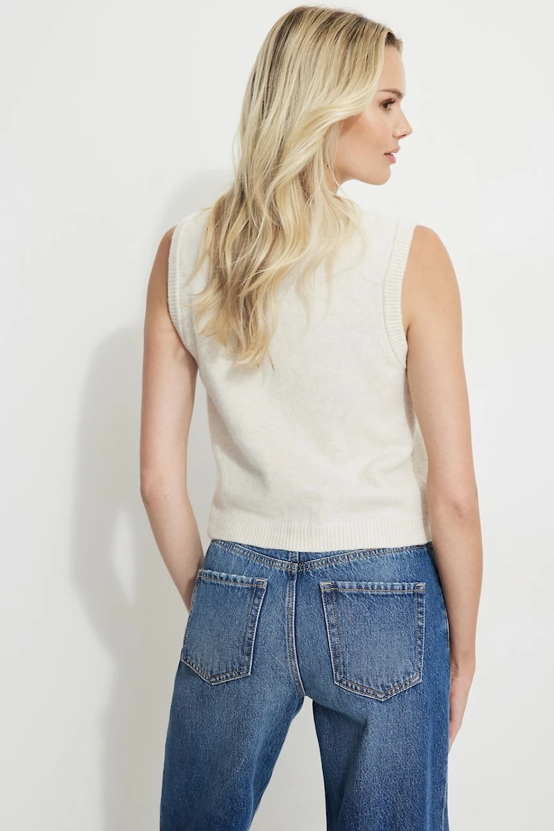 Heavenlyarn™ Crewneck Vest