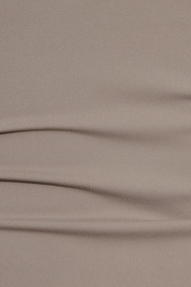 Haut à col licou plongeant Sleek