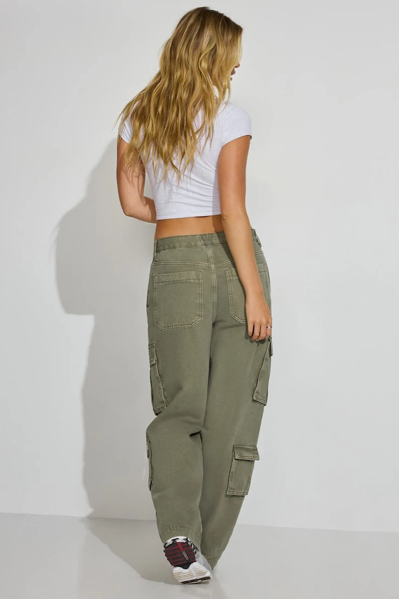Pantalon cargo ample à taille basse