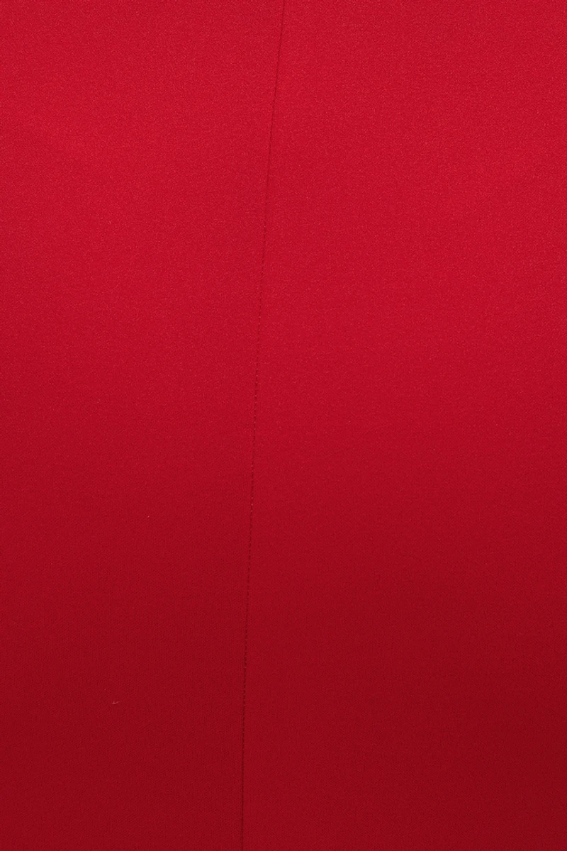 Robe maxi à épaule dénudée avec boucle