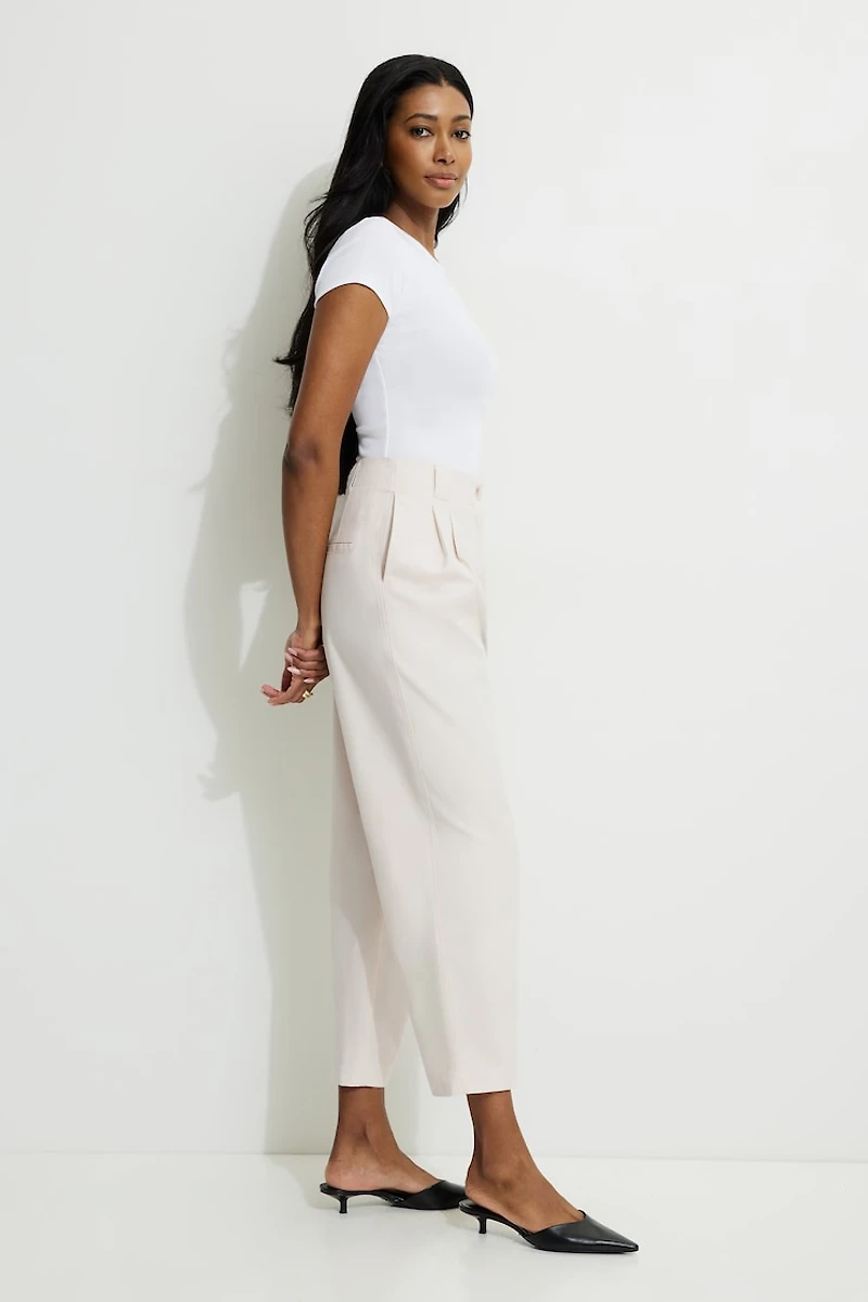 Pantalon droit à la cheville taille haute