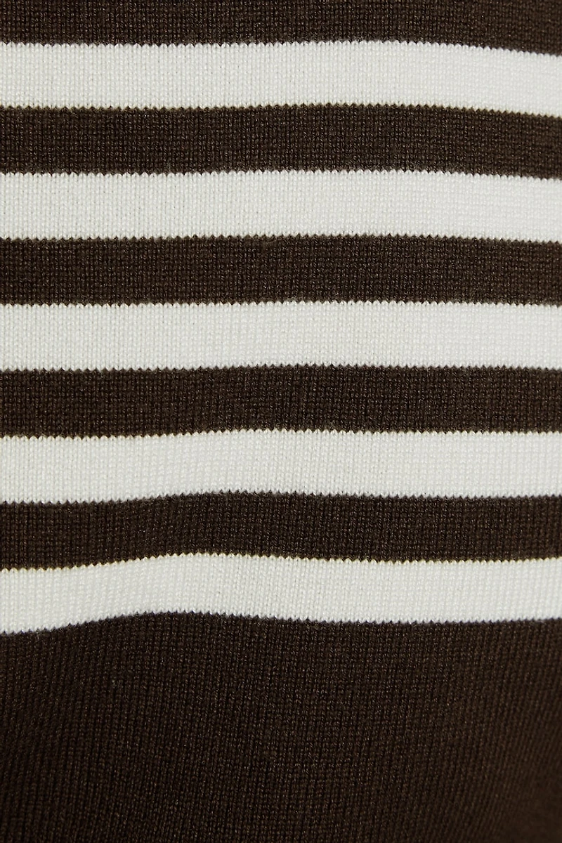 Haut boutonné écourt