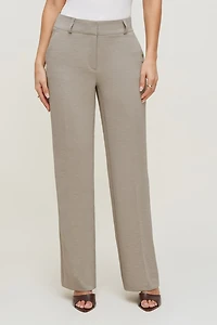Pantalon fluide et épuré à jambe droite Camelia