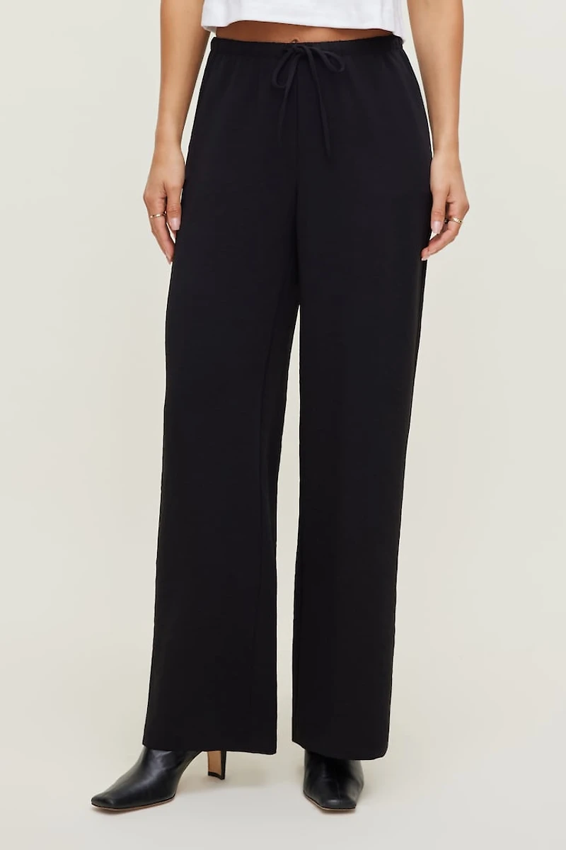 Leo Airflow Wide Leg Pants