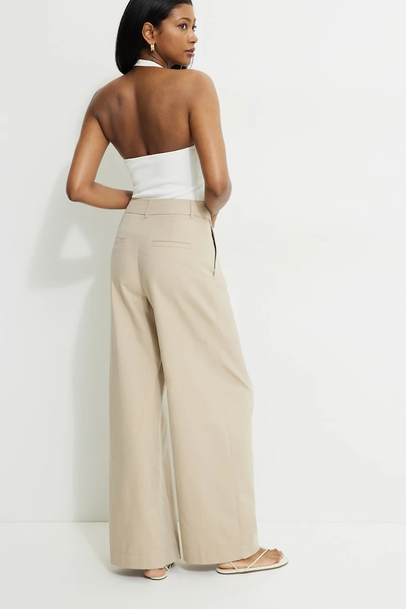 Pleated Wide Leg Pants