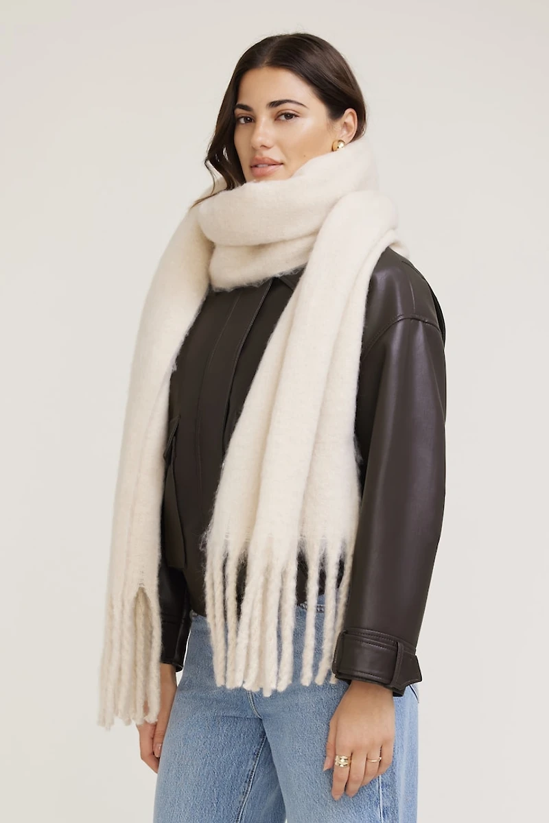 Foulard surdimensionné avec franges