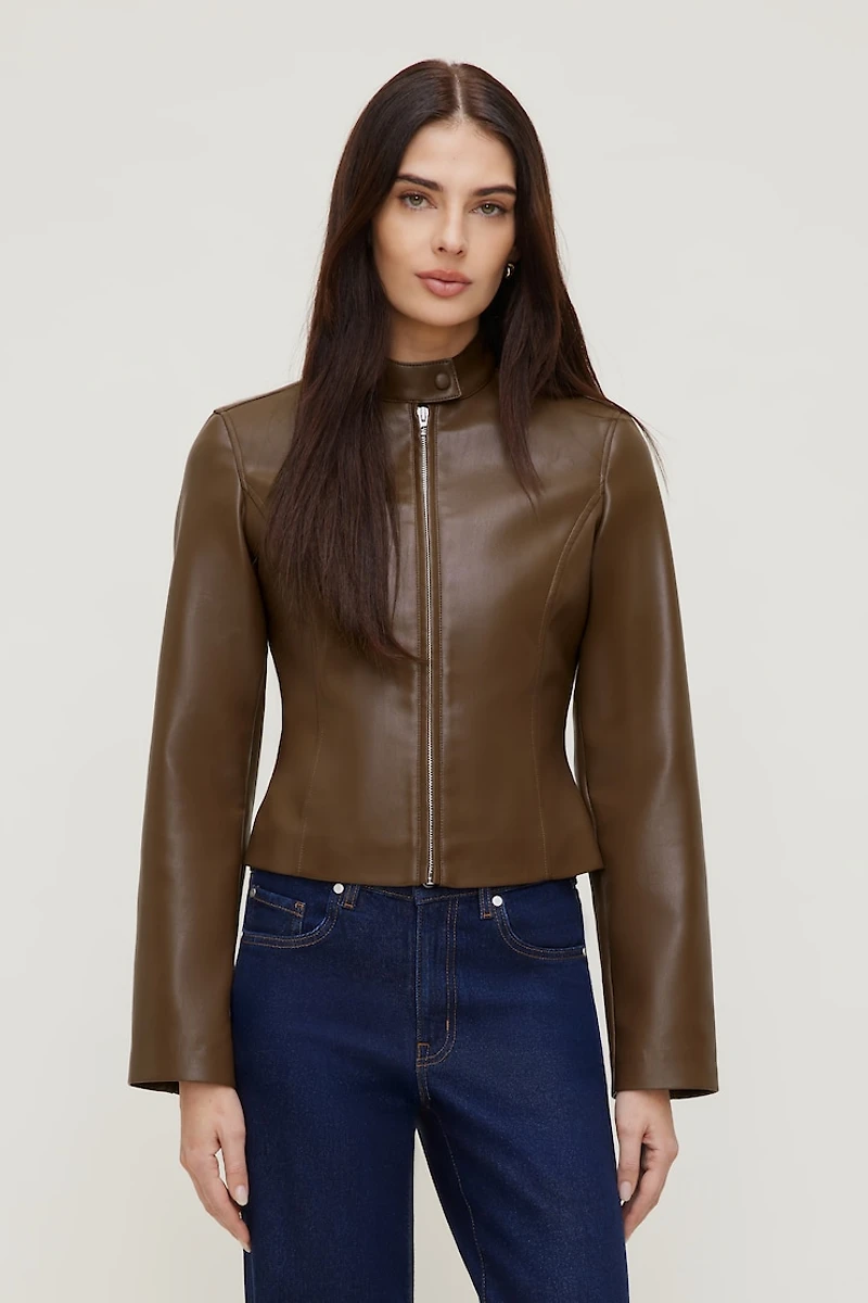 Blouson de moto ajusté en faux cuir