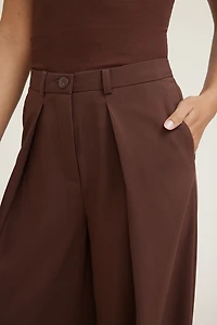 Pantalon plissé à jambe large