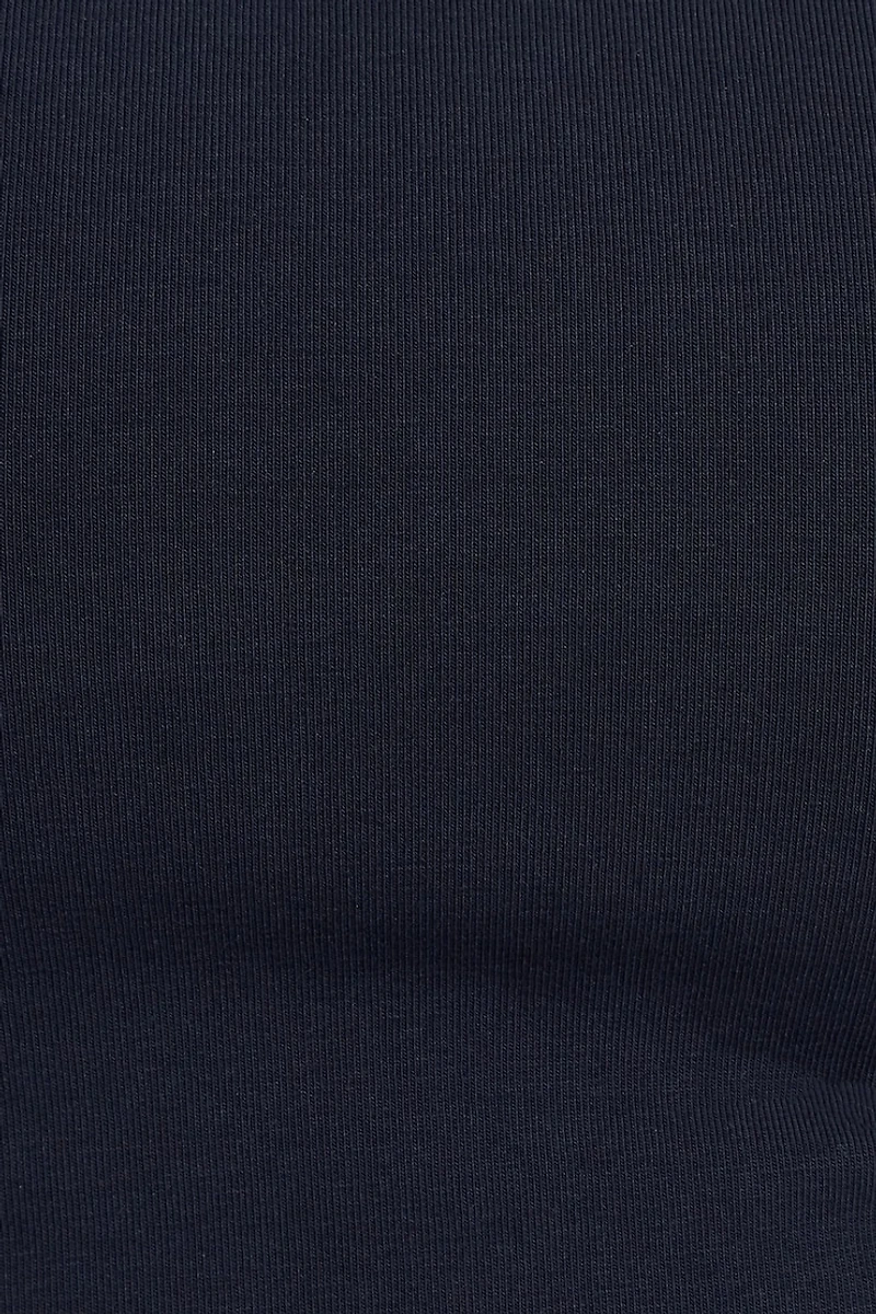 Haut à col rond et dos ouvert