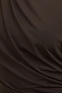 Minirobe à épaule froncée Sculpt