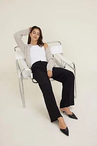 Pantalon fluide à jambe droite Yasmin