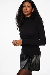 Long Sleeve Turtleneck Top