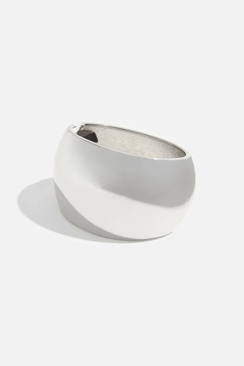 Oversized Chunky Snap Bangle Bracelet