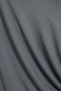 Robe à manches longues avec bande au bas